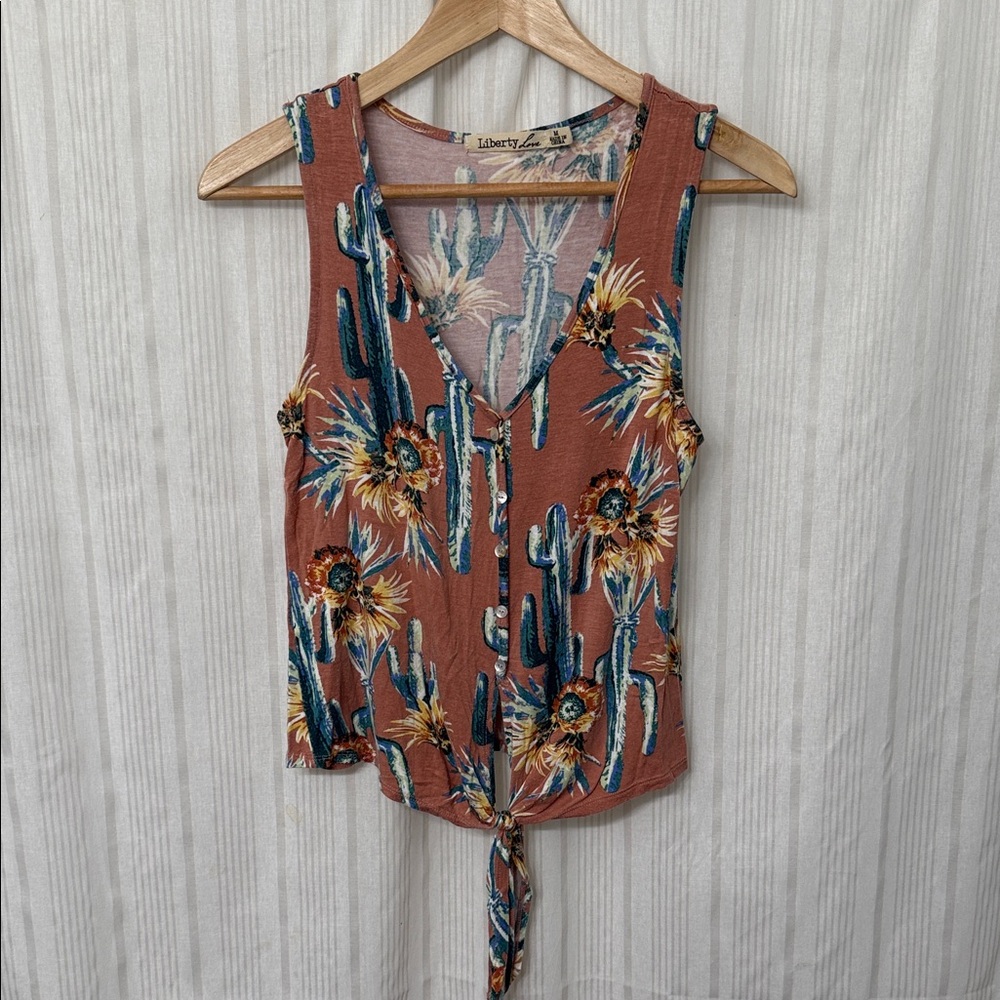 🌈5/$25 BUNDLE! EUC Liberty Love button Accent Cactus Print Front Tie Tank Top
